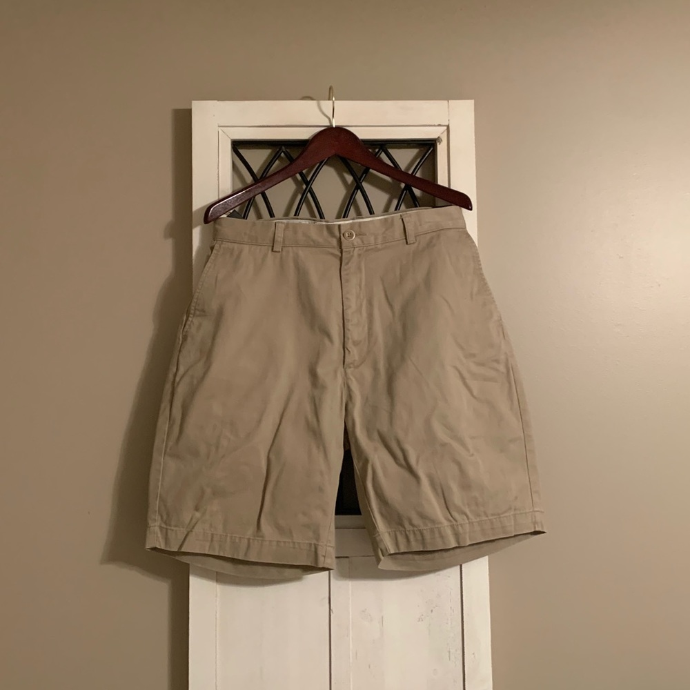 Roundtree & Yorke Flat Front Shorts